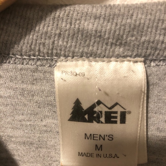 Men’s medium REI t-shirt - Picture 3 of 5